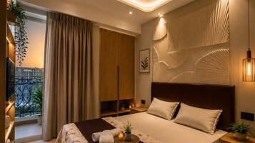 WiFi, bed sheets, wheelchair access