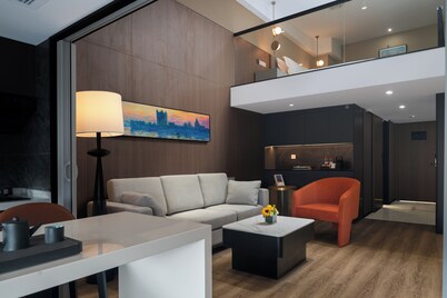 Platinum InternationalApartment Hotel
