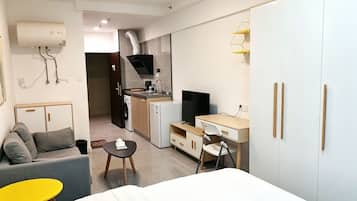 Comfort Double Room, City View | WiFi (free)