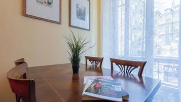 Appartement, balcon | Restauration
