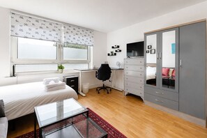 3 chambres, Wi-Fi gratuit, draps fournis