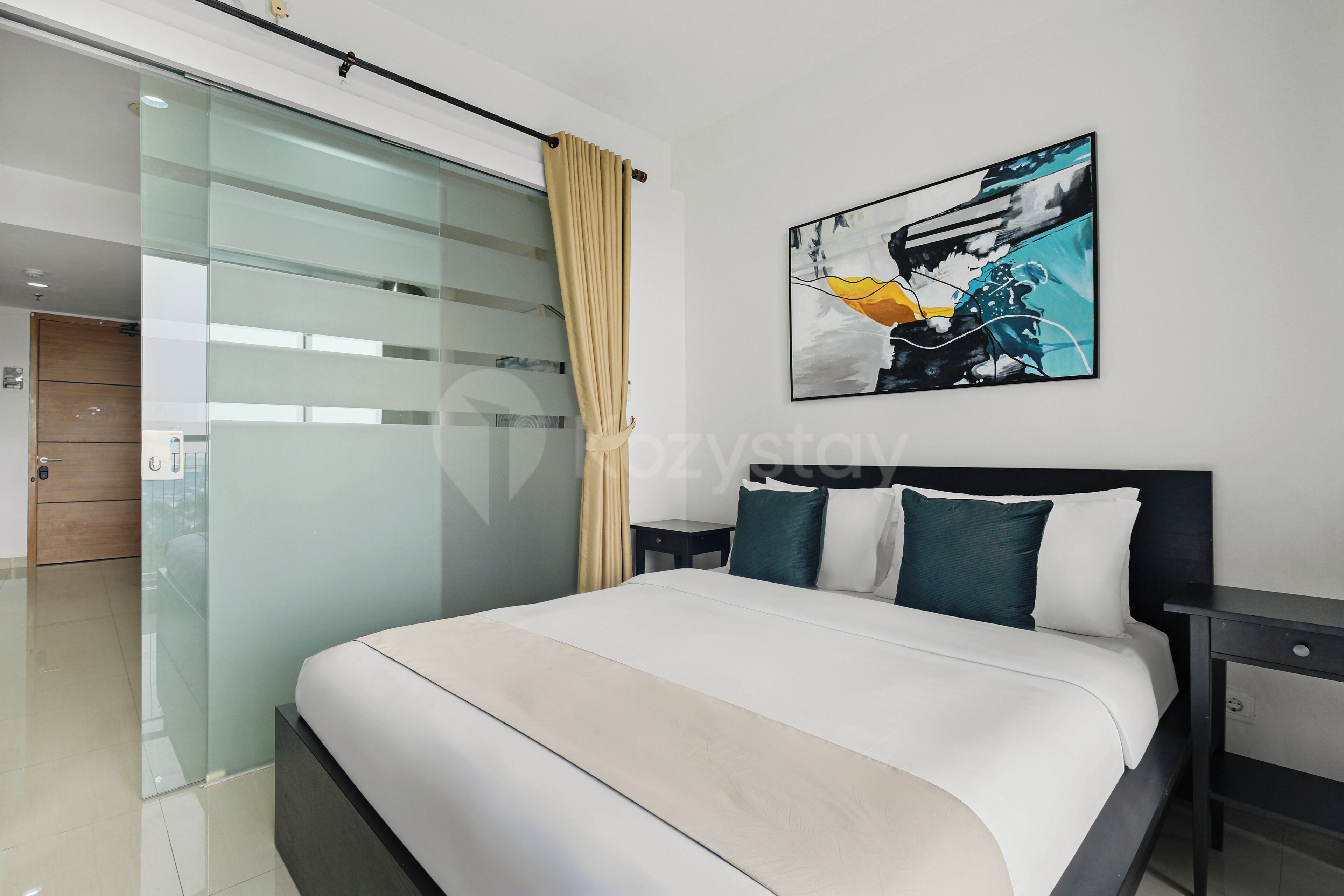 Appartamento, 1 camera da letto, balcone, vista città | Una scrivania, postazione laptop, ferro/asse da stiro, Wi-Fi gratuito