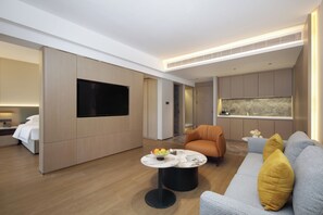 Luxury Suite, Balcony, City View | Premium bedding, down comforters, desk, laptop workspace - Poltton International Apartment (Guangzhou Design Capital, Jiahewanggang Metro Station) (Guangzhou)