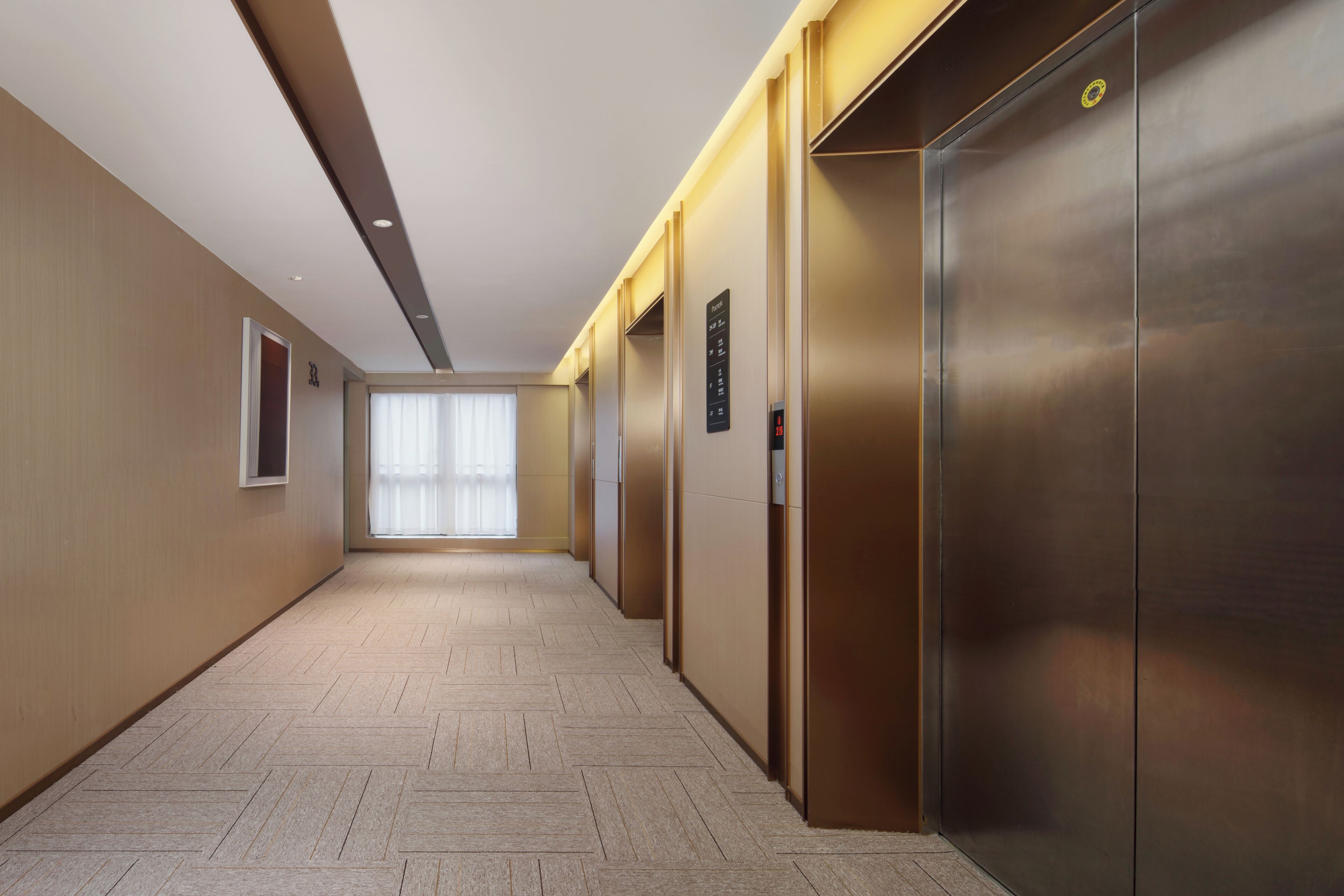 Business King Room