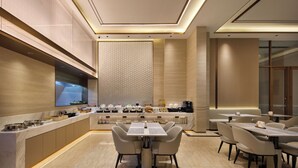 Ảnh chưa phân loại, 2 trong số 48 ảnh, nút