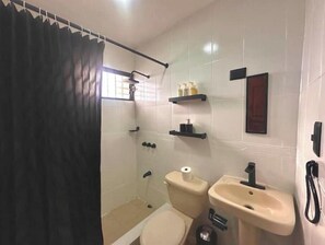 Bathroom - Vrbo Property (Santo Domingo)