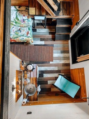 Interior - Charming Loft B&B with Private Bath & Country Breakfast near Old Hickory Lake – Gallatin, Tennessee (Lebanon)