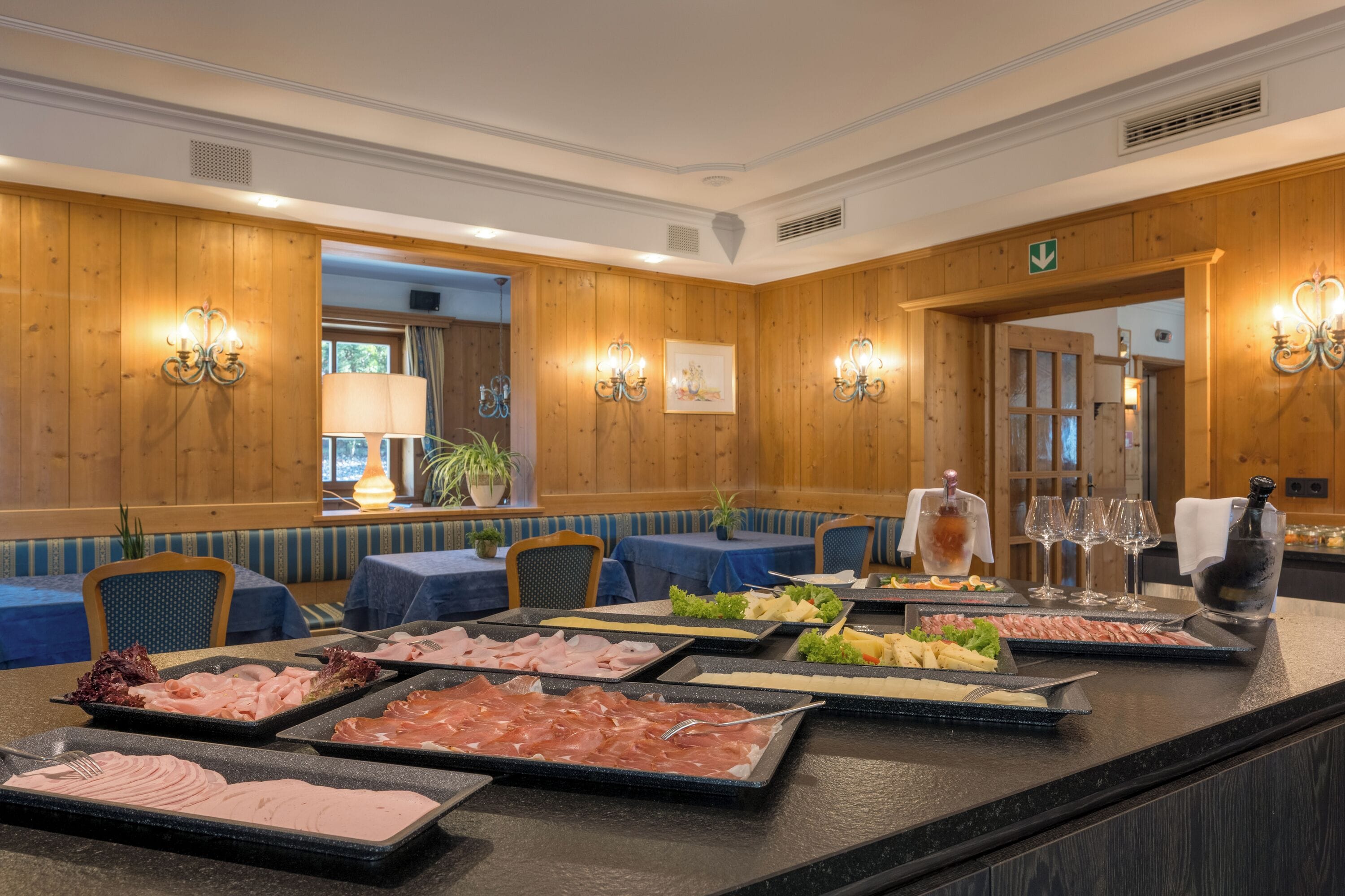 Desayuno buffet incluido todos los días 