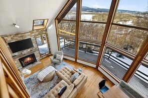 Living area - Modern Mountain Cabin with Hot Tub and Game Room Near Moorefield, West Virginia (Moorefield)
