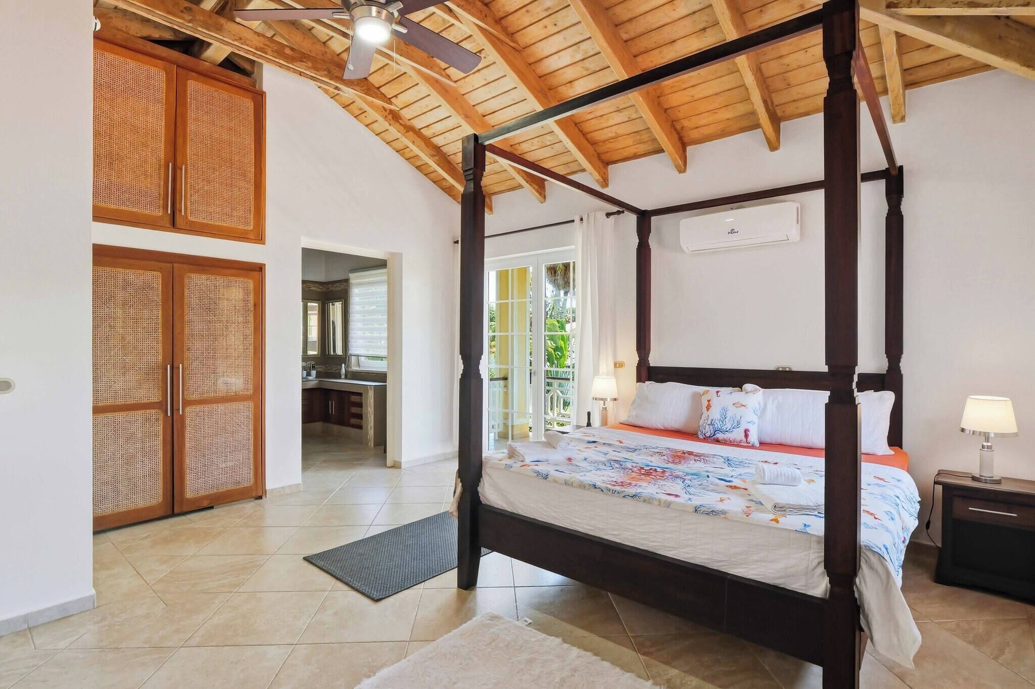 House, 5 Bedrooms, Private Pool, Garden View