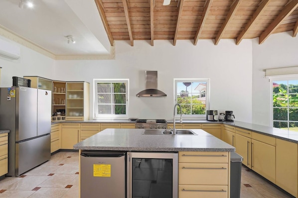 House, 5 Bedrooms, Private Pool, Garden View | Interior - Villa Dama del Mar,, (Sosúa)