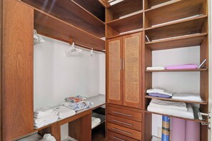 House, 5 Bedrooms, Private Pool, Garden View | Interior - Villa Dama del Mar,, (Sosúa)