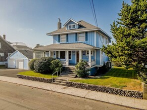 Exterior - Classic Beach House with Game Room & Firepit Near Seaside Beach in Seaside, Oregon (Seaside)