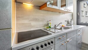 Unclassified image, 5 of 30, button - Apartment at Hotel 'Feniks' with Mountain View and Wi-Fi (Blomberg)