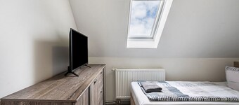 Apartment at Hotel 'Feniks' with Mountain View and Wi-Fi