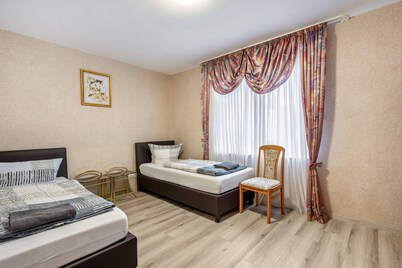 Apartment at Hotel 'Feniks' with Mountain View and Wi-Fi