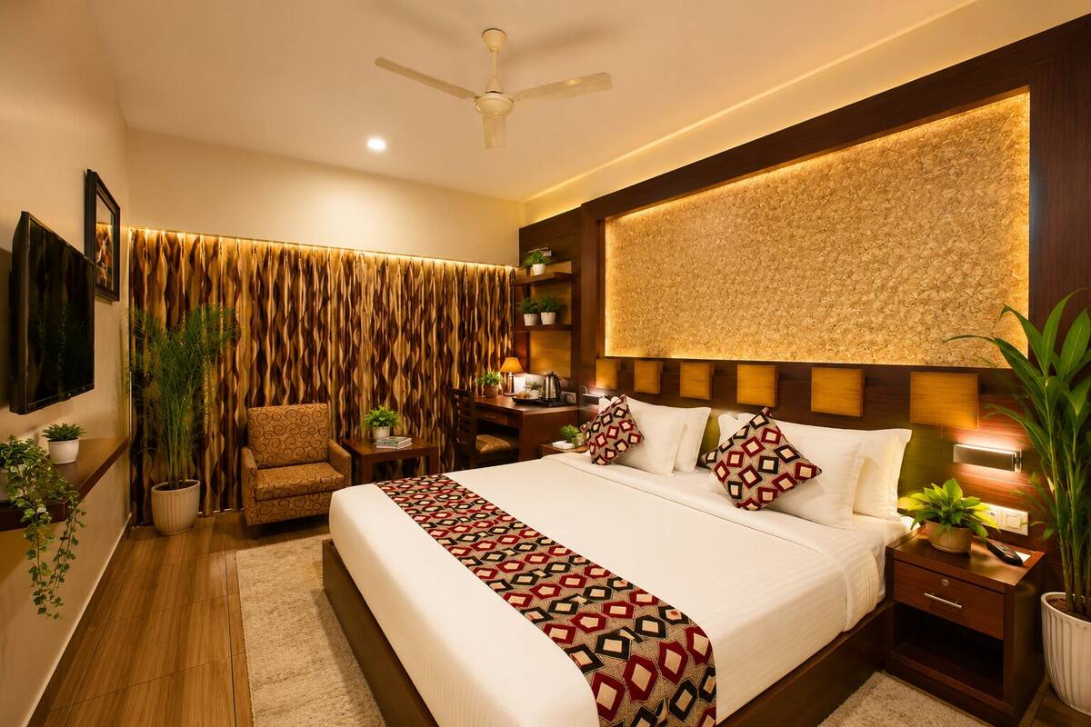 Basic Double Room | Premium bedding, bed sheets