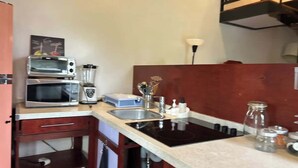 Private kitchen - Asteria Business Studio E | Workspace | Remote Work | Fast WiFi (Paramaribo)