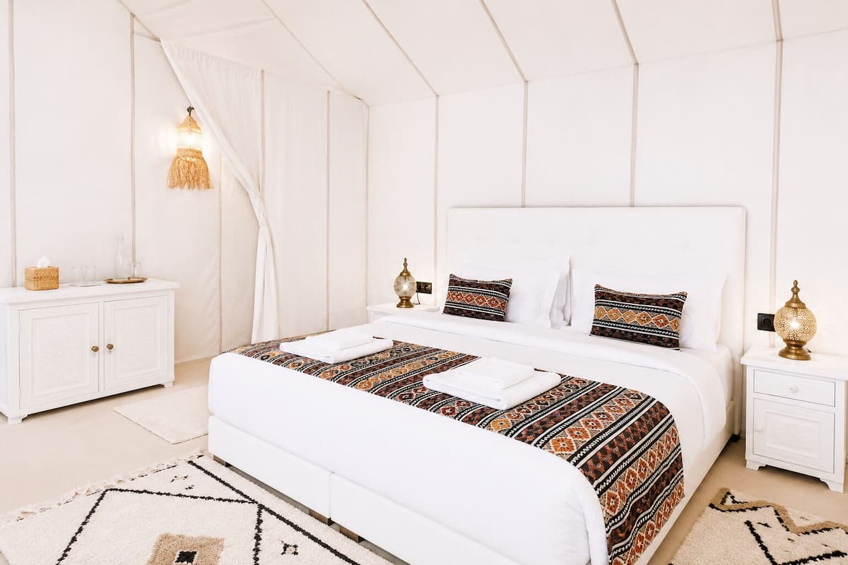 Habitación doble de lujo, vista al desierto | Wifi gratis y ropa de cama
