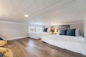 Room - Contemporary Tiny Home Escape with Resort Amenities Near Fredericksburg, TX (Fredericksburg)