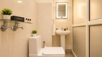 Deluxe Double Room, City View | Bathroom | Shower, free toiletries, towels, soap