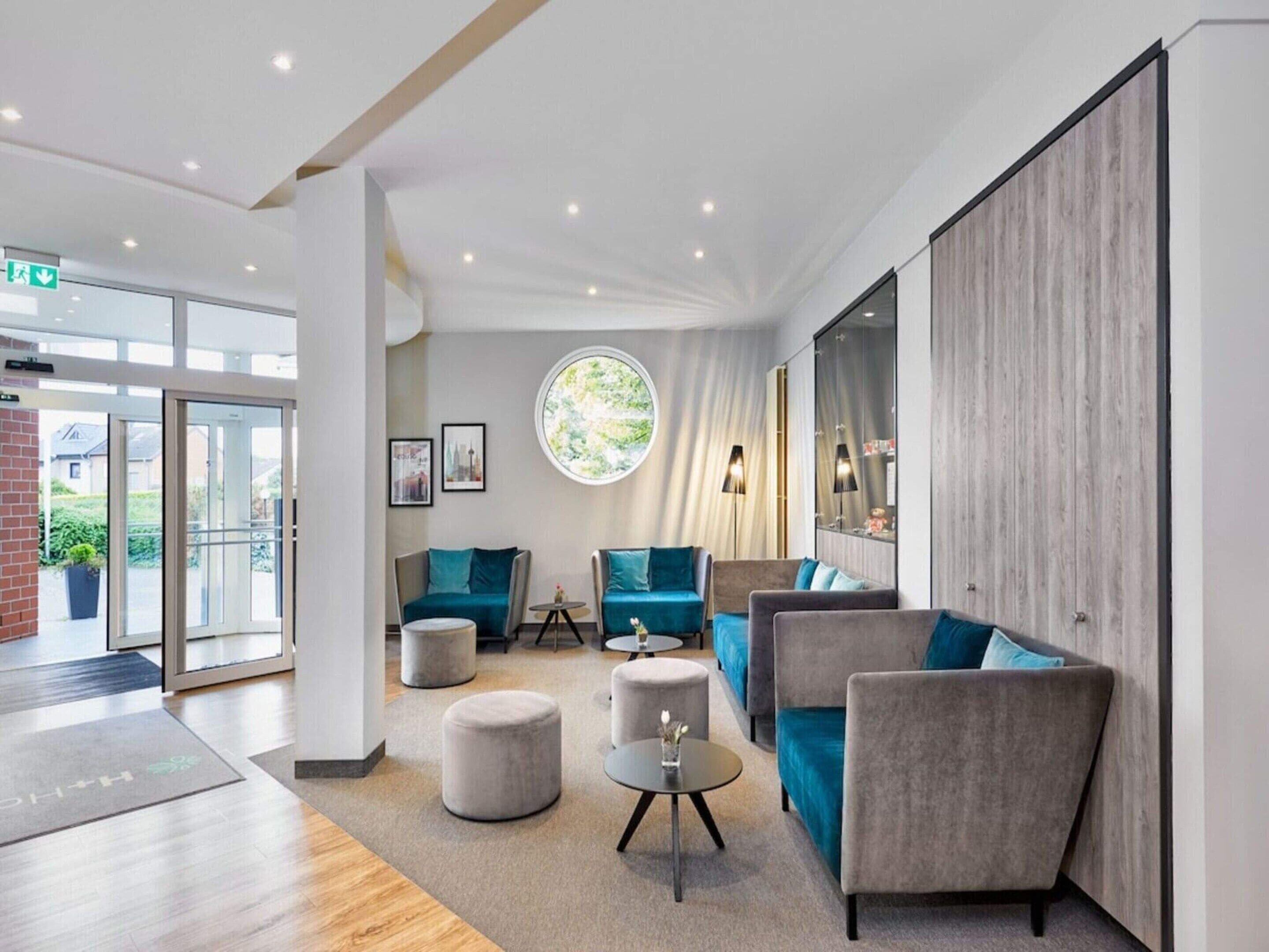 House | Lobby