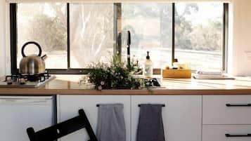 Stovetop, dining table