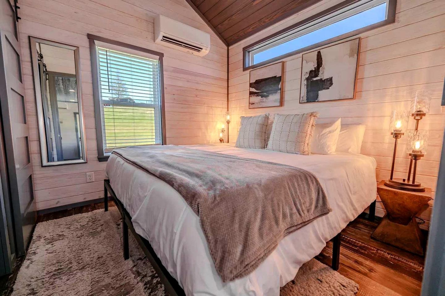 1 bedroom, iron/ironing board, travel cot, WiFi