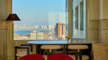 COEX Skyline Penthouse | 10 Guests | 4BR | Interior