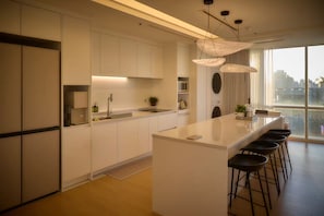 Căn hộ Cao cấp, quang cảnh sông | Bếp riêng