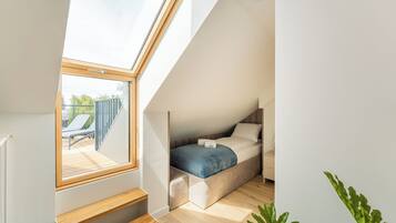 Premium Penthouse, 2 Bedrooms | Premium bedding, laptop workspace, blackout curtains, iron/ironing board