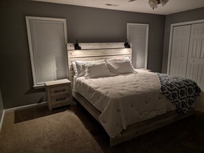 3 bedrooms, free WiFi, bed sheets - Enjoyable 3-bedroom house in charming Hubert (Hubert)