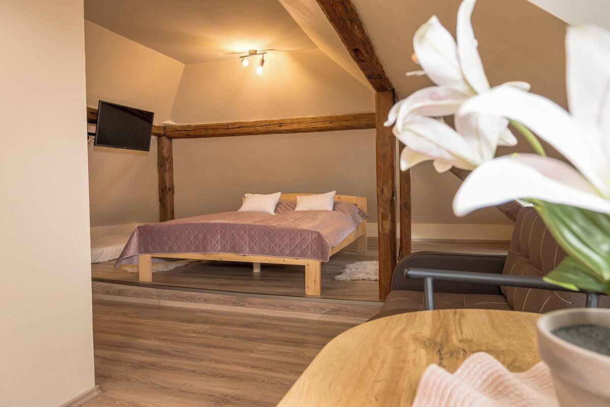 Habitación cuádruple, vista al jardín | Wifi gratis