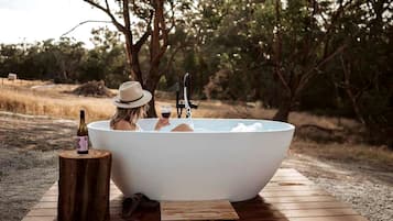 Baignoire à remous extérieure