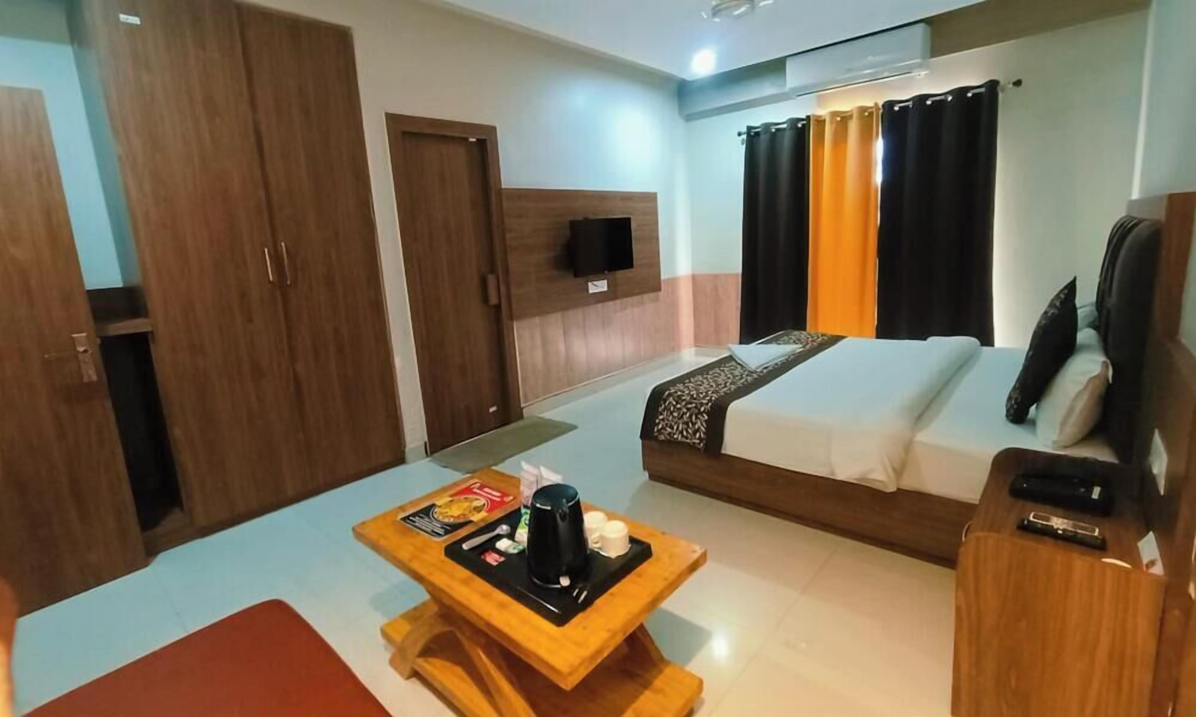 Deluxe Double Room, Balcony, Garden View