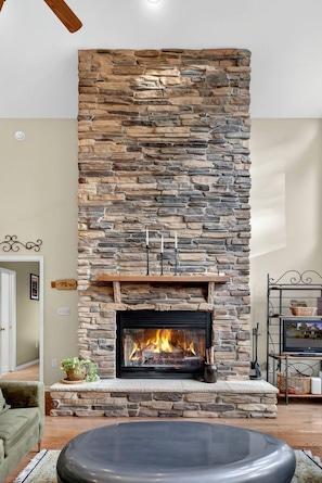 Interior - Scenic Dog-Friendly Mountain Chalet with Panoramic Views & Game Loft Near Berkeley Springs, Hedgesville, WV (Hedgesville)