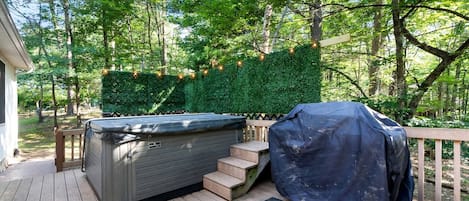 Bain à remous extérieur