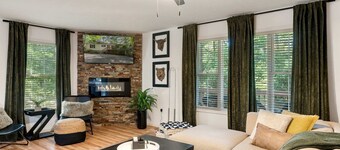 Newly Updated Vacation Home with Hot Tub & Fire Pit Near Bryce Resort, Mount Jackson VA