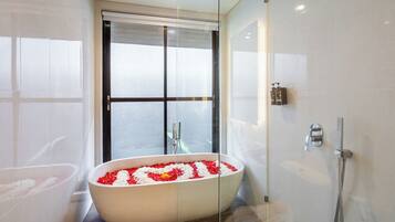 Villa, patio, vue jardin | Salle de bain