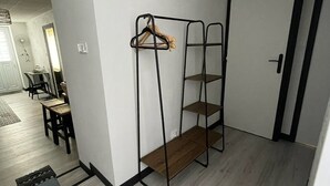 Interior - 1-bedroom house, sleeps 2 (Missillac)