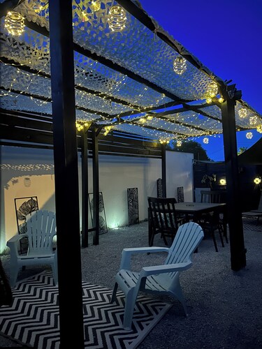 1-bedroom house, sleeps 2