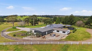 Exterior - Curra Nardie Ranch - private country escape on acres, fire pit, fireplaces, country views (Sutton Forest)