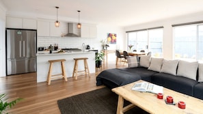 Unclassified image, 5 of 26, button - Incredible, Cozy Cottage in Trentham, Victoria (Bullarto South)