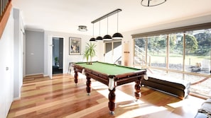 Spielezimmer