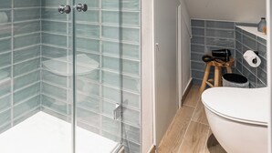 Kamar Double Ekonomi, pemandangan laut | Kamar mandi