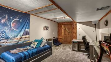 6 bedrooms, WiFi