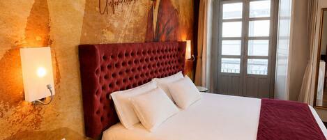 In-room safe, blackout drapes, WiFi (free)