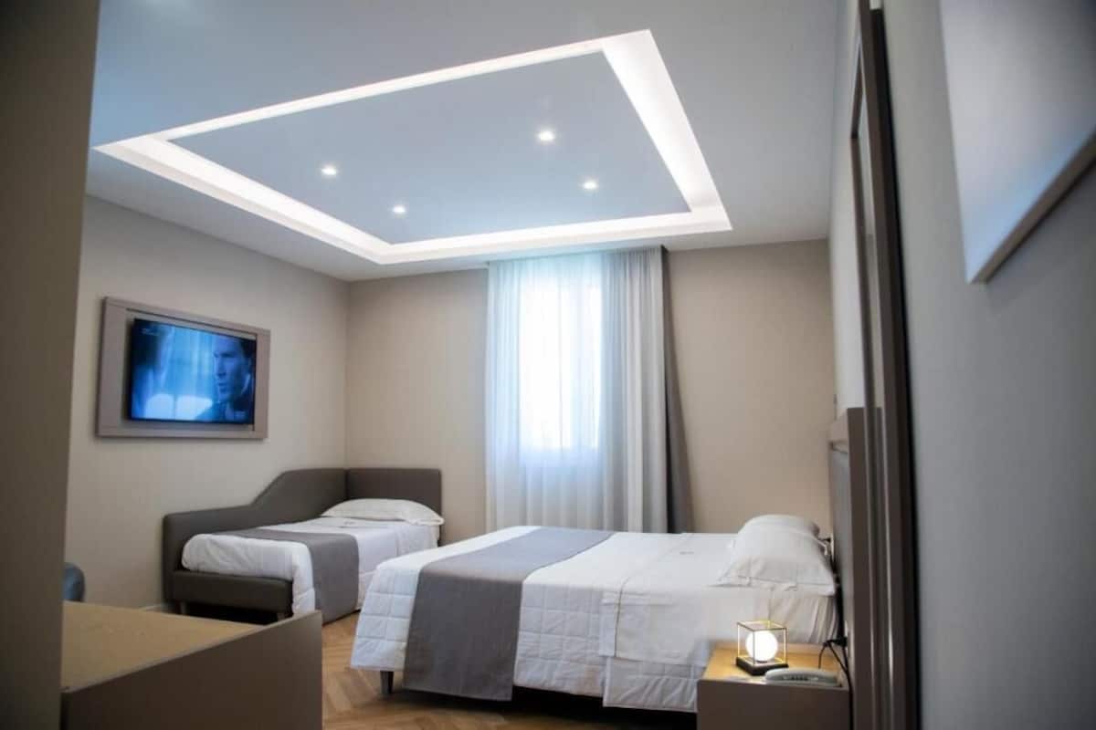 Triple Room, City View