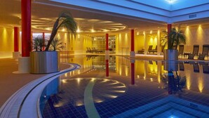 Hus | Pool