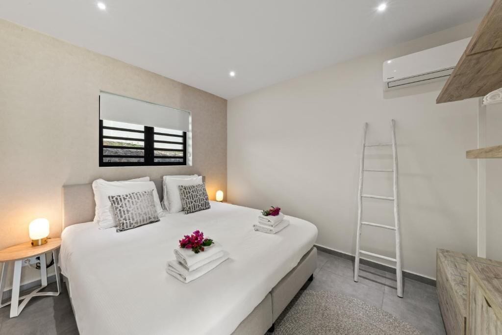 Apartment, Resort View | Iron/ironing board, cribs (free), WiFi (free), bed sheets